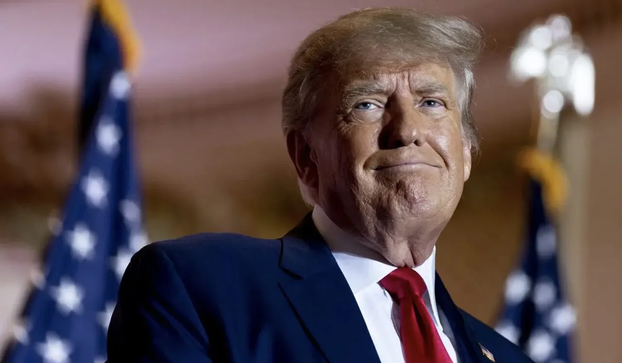 Donald Trump chính thức quay lại Nhà Trắng